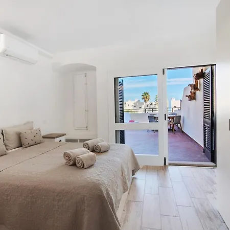 White And Terrace Apartamento *