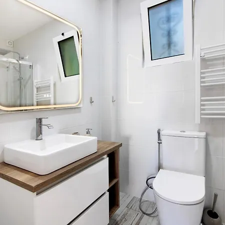 Apartment White And Terrace Albufeira