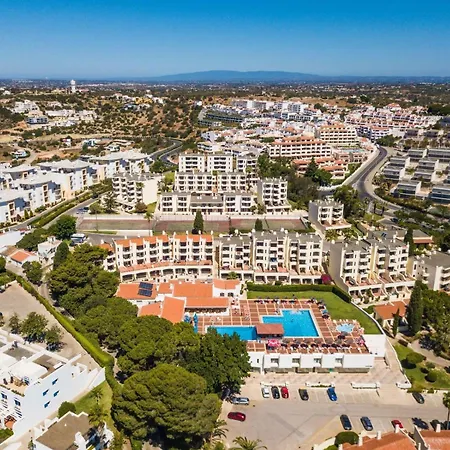 شقة White And Terrace البوفيرا